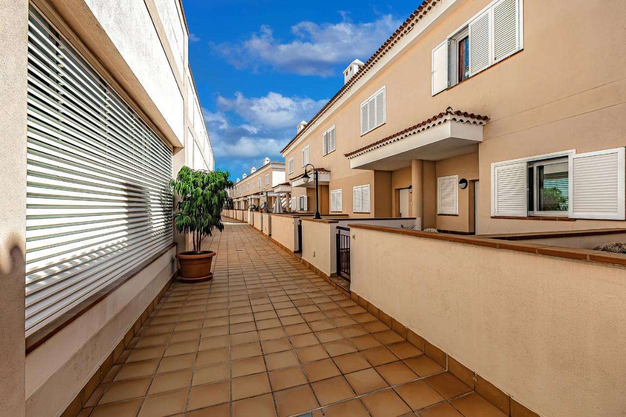 Spacious Ocean View Family Townhouse ปัวร์โตเดซานตีอาโก ภายนอก รูปภาพ