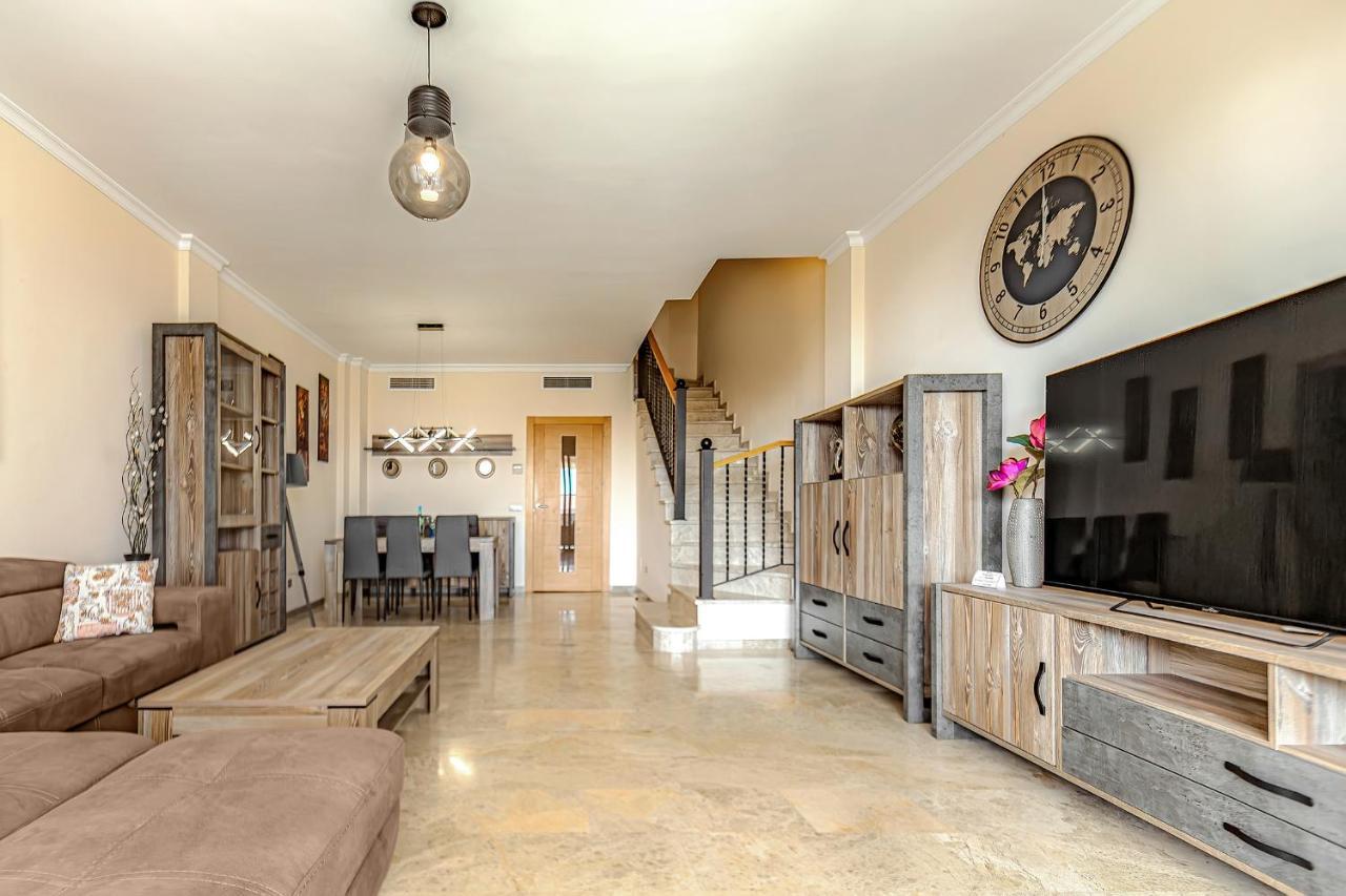 Spacious Ocean View Family Townhouse ปัวร์โตเดซานตีอาโก ภายนอก รูปภาพ